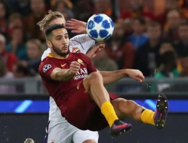 «Χρυσώνει» Μανωλά η Γιουνάιτεντ - Η ρήτρα και τα χρήματα για τον Έλληνα αμυντικό